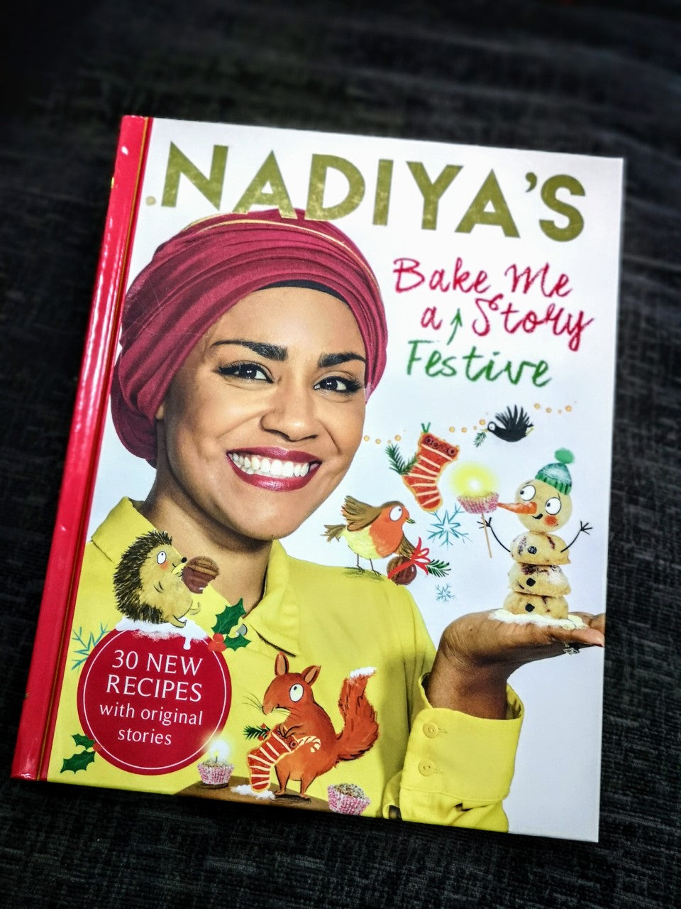 Nadiya's Bake Me a Festive Story