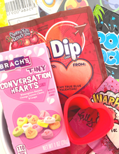 Load image into Gallery viewer, Valentine&#39;s Gift: Out-of-this-World Space Valentine&#39;s Day Basket