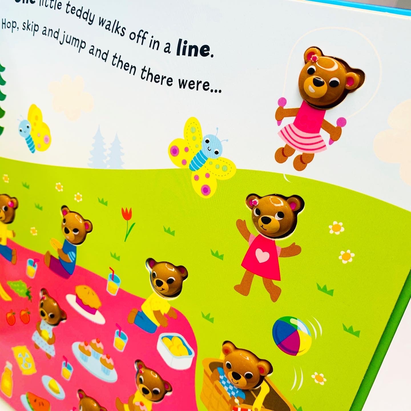 10 Teddy Bears