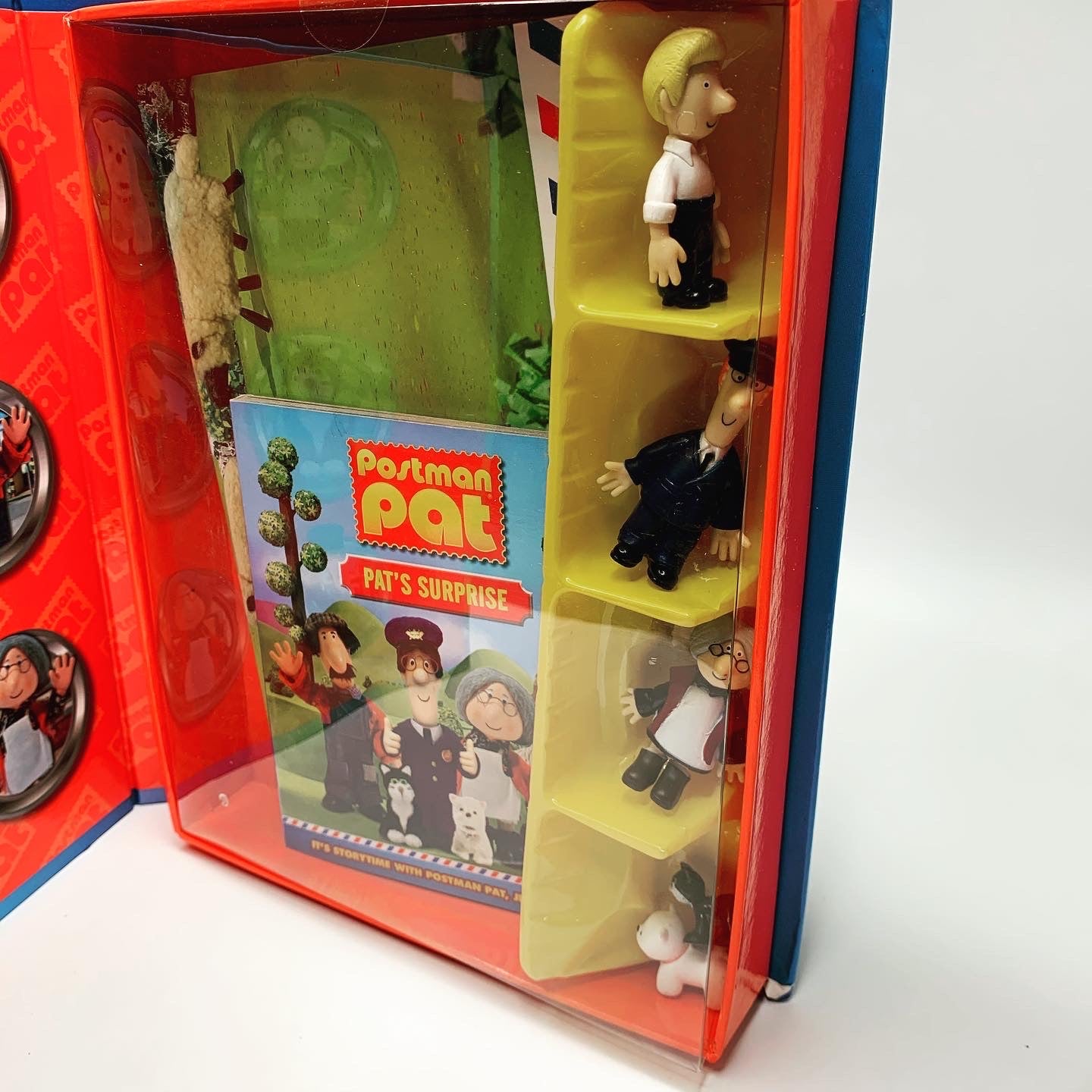 Postman Pat Read and Play Gift Set