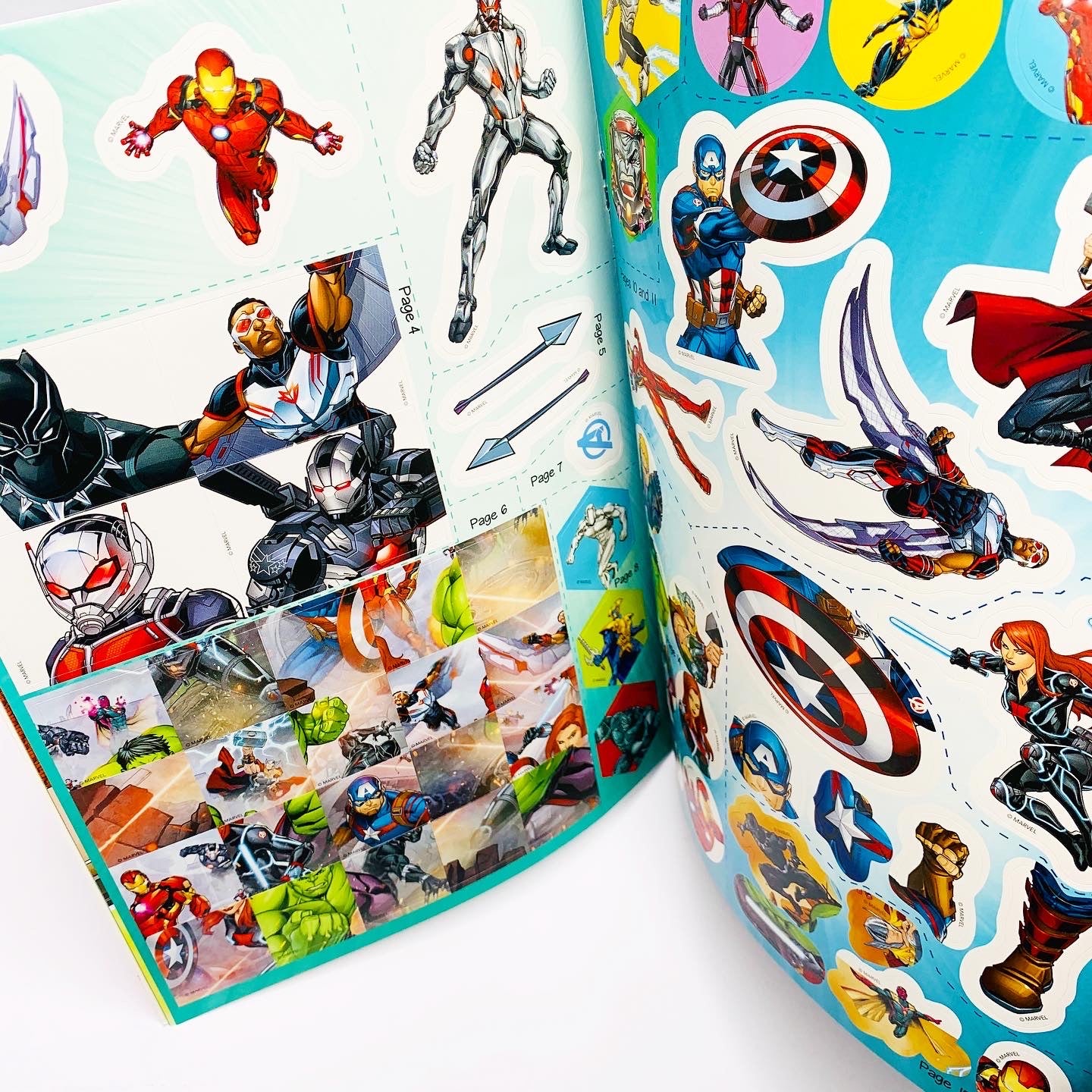 Marvel Avengers Sticker Play