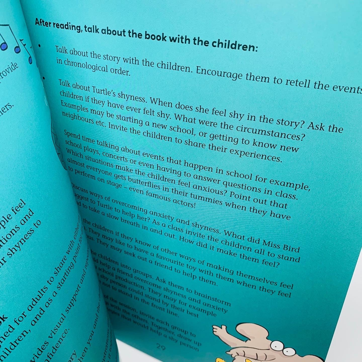 Behaviour Matters: Turtle Comes Out of Her Shell: A book about feeling shy