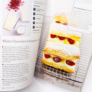 Just 5: Cakes & Desserts: Make life simple with over 100 recipes using 5 ingredients or fewer