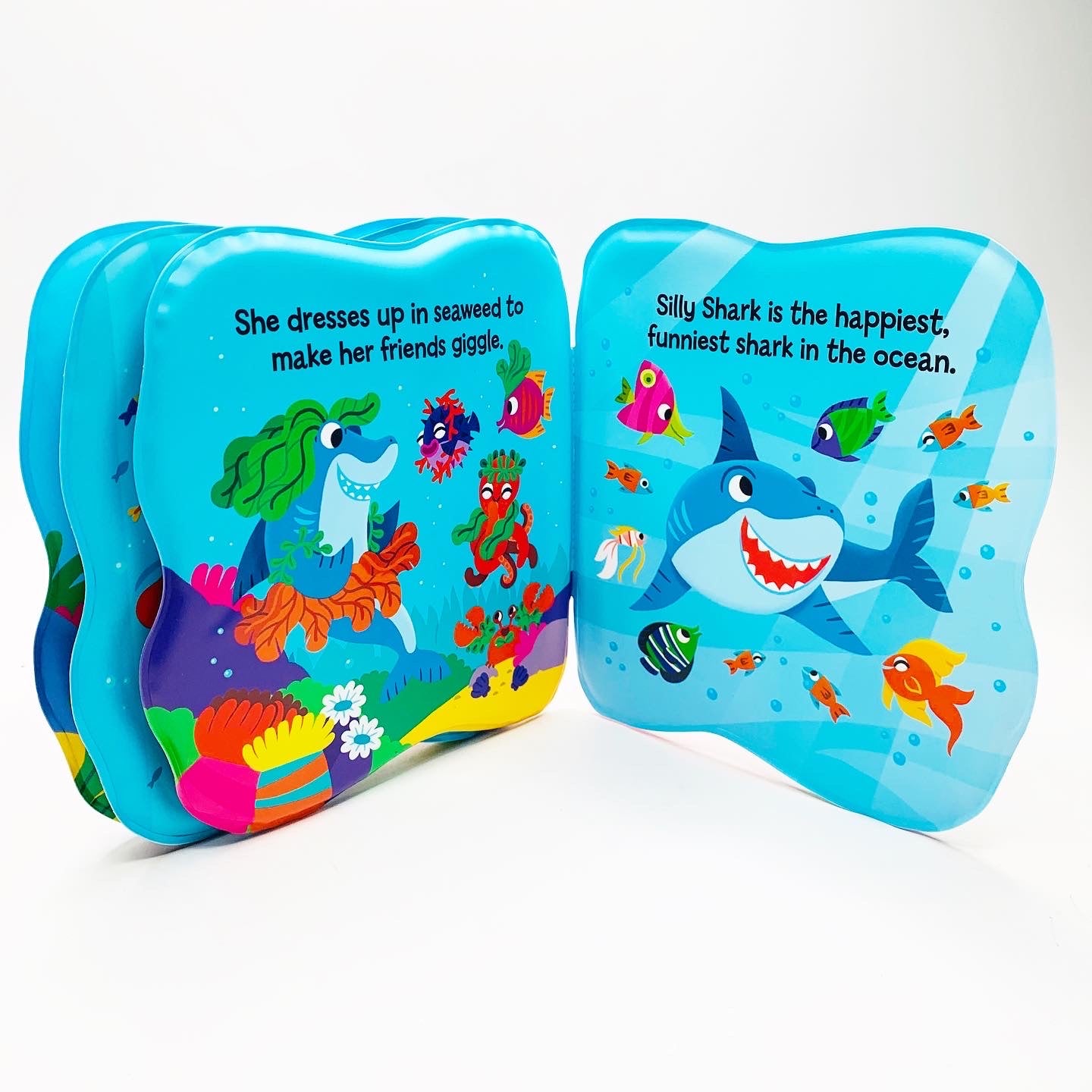 Magical Bath Book: Silly Shark